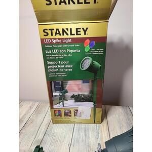 Stanley Outdoor Spotlight Stake Plug Landscape Floodlight